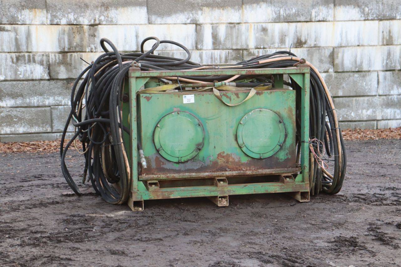 Hydraulic stations