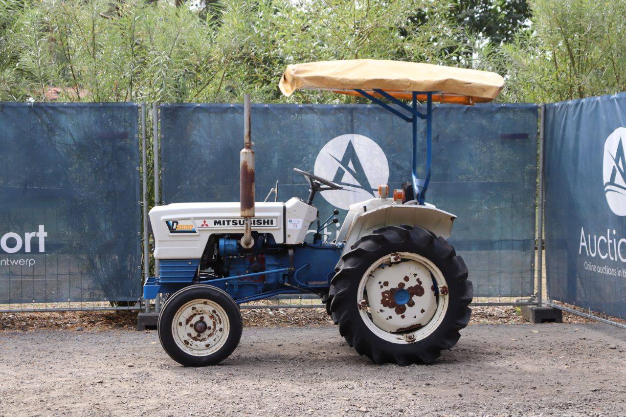 Mini tractor Mitsubishi D2000 Diesel