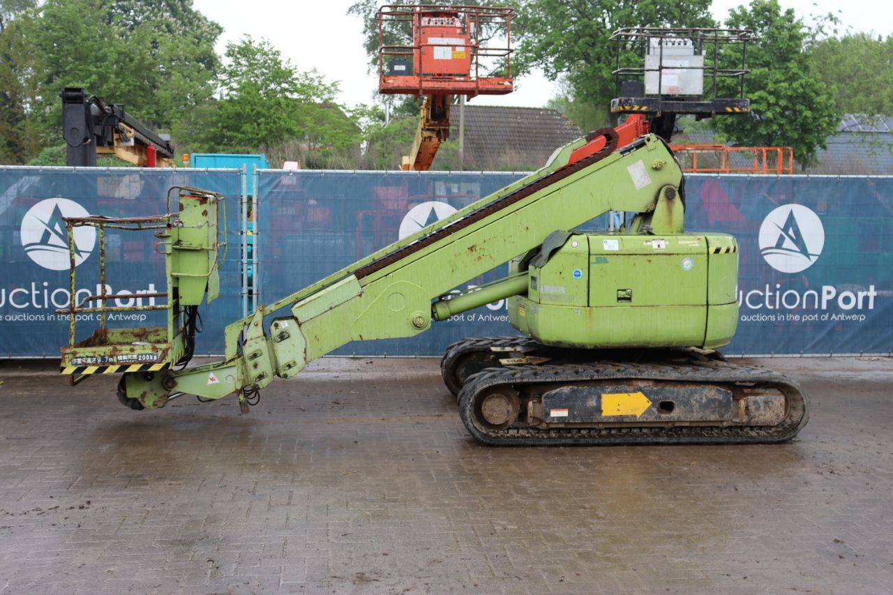 Tracked aerial platform Hitachi HX99B Diesel 11.7m