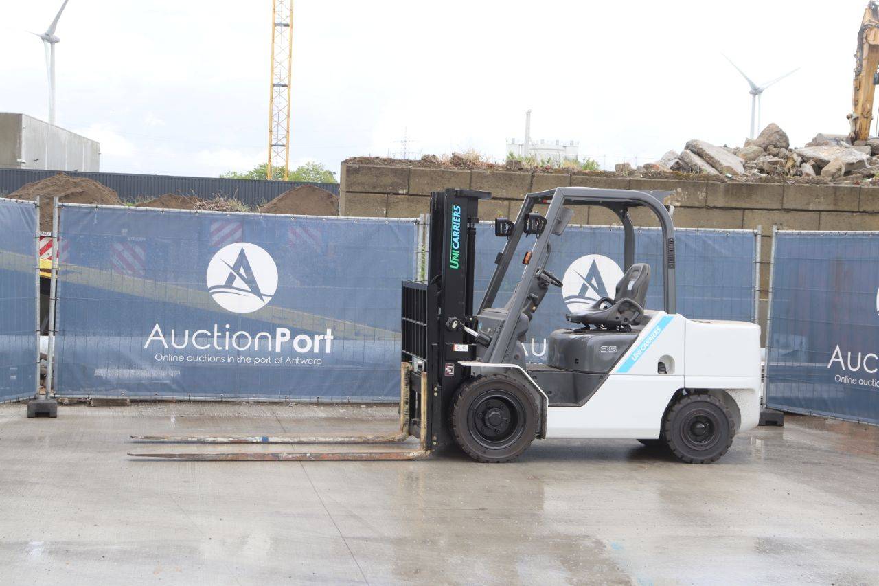 Forklift Unicarriers FHD35T5S Diesel 3500kg 3.0m 2017