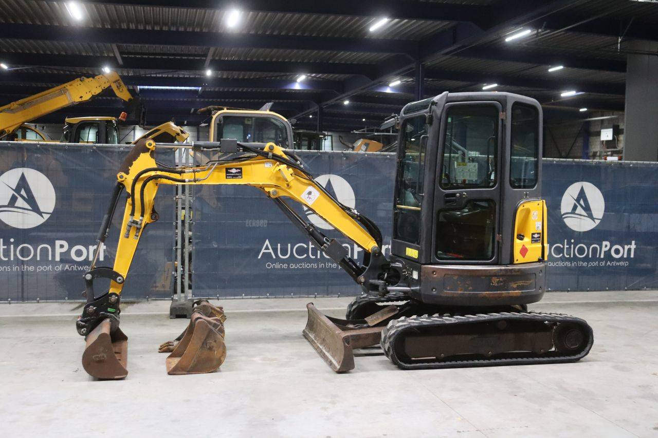 Escavatore cingolato Bobcat E26 Diesel 2017