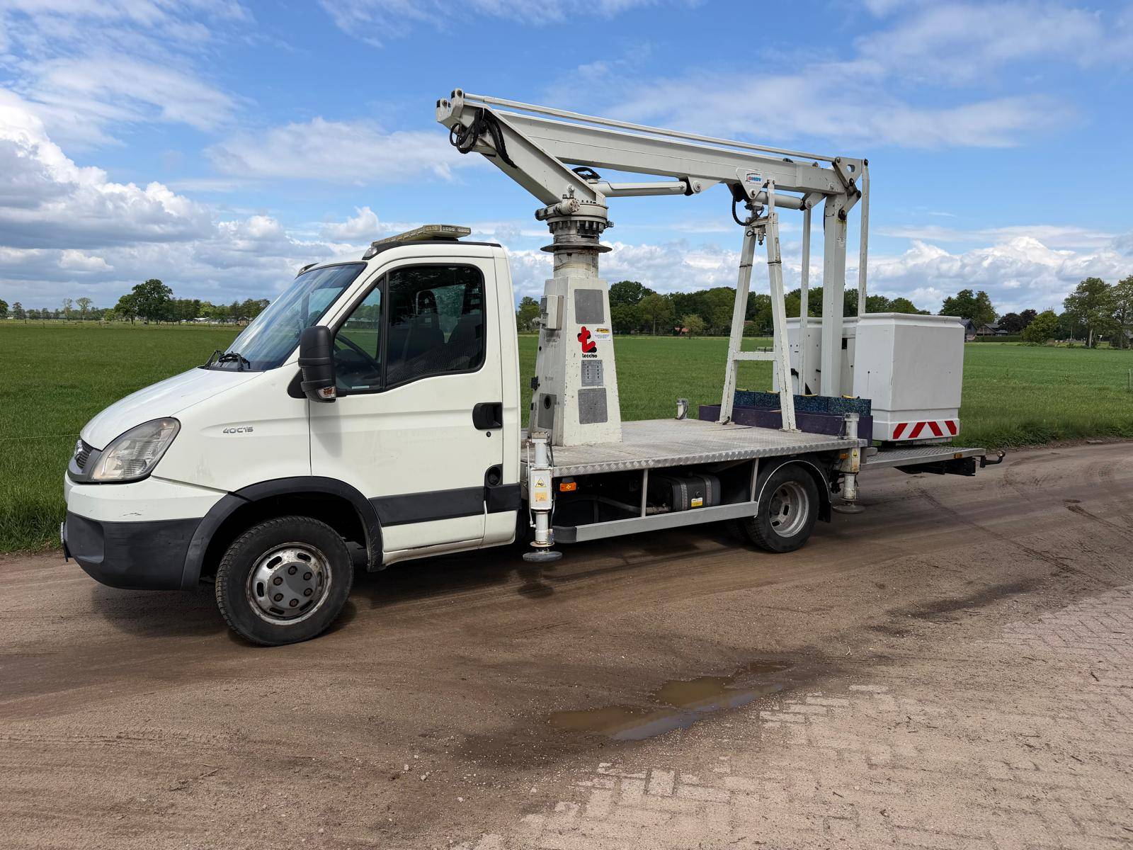 Iveco Daily 40 C15 Crane Truck with Tecchio TCJ12 Diesel Aerial Platform 146hp 2012