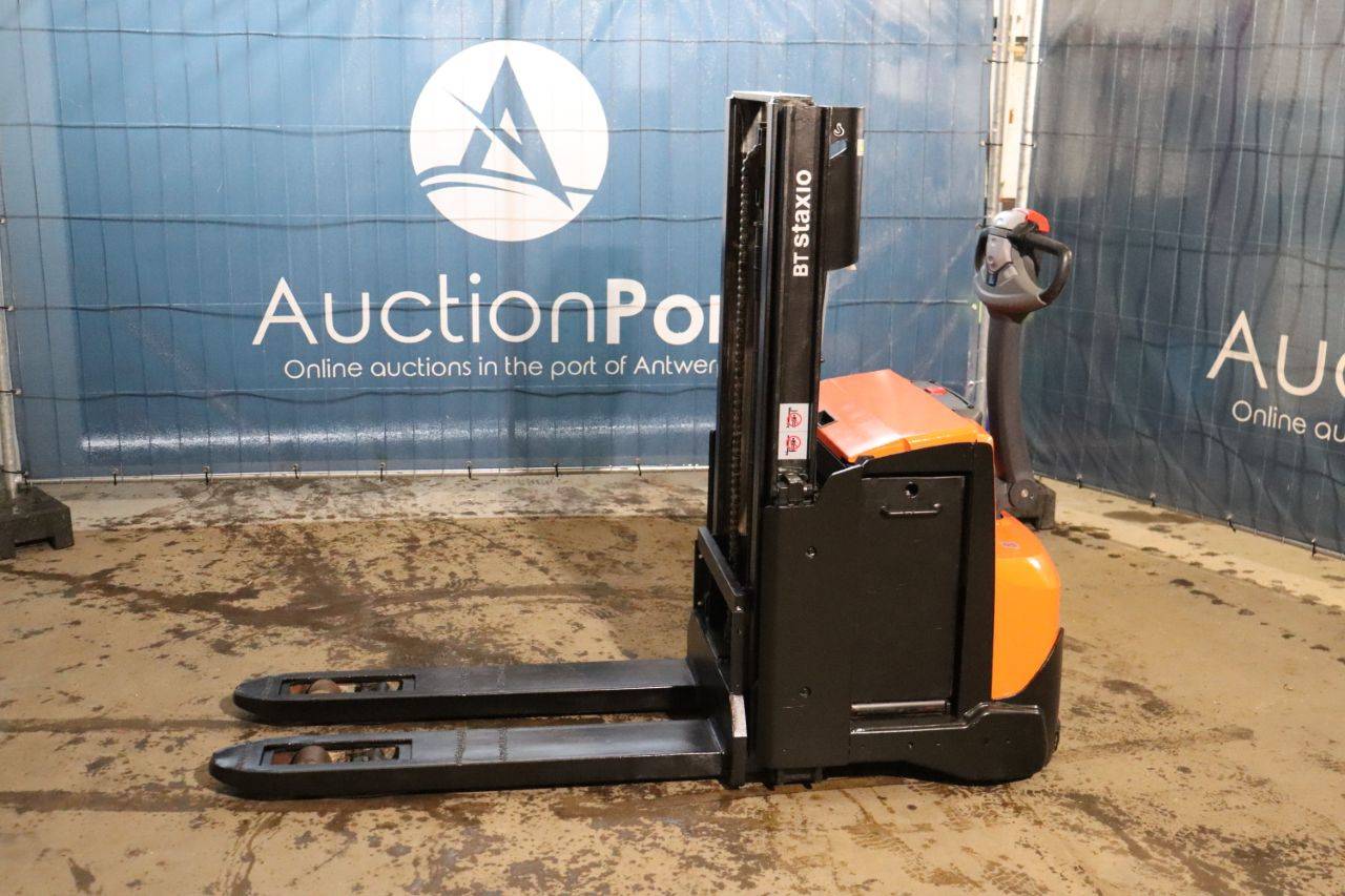 Toyota Electric Stacker