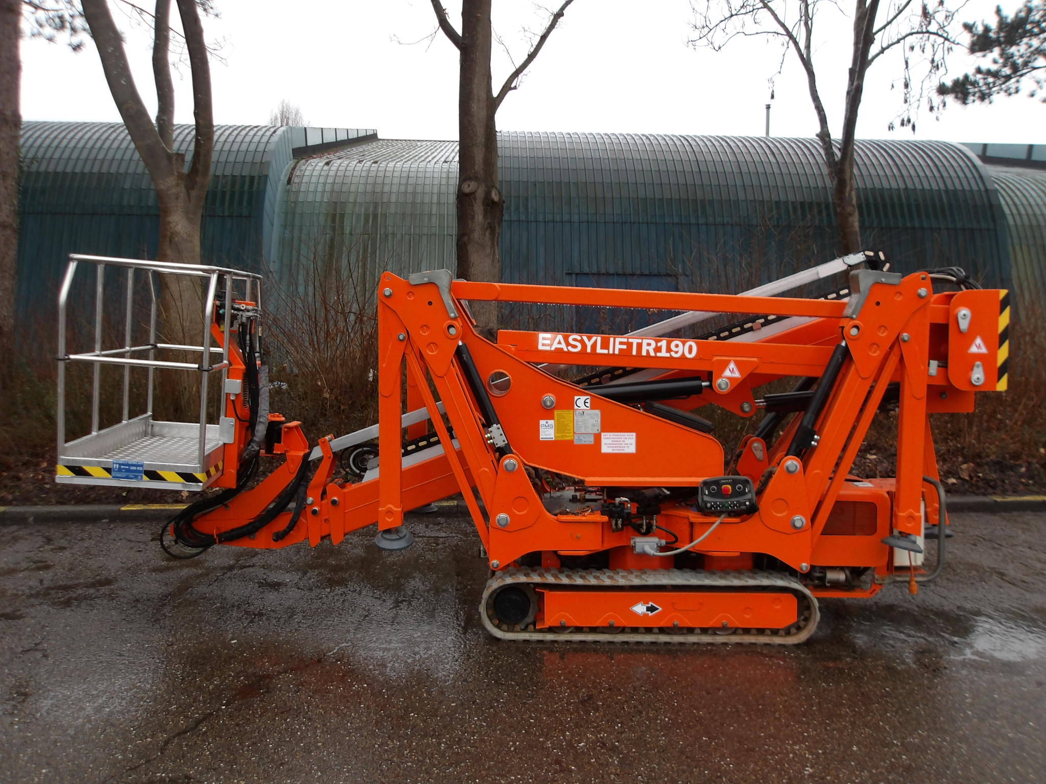 Crawler aerial platform Easylift R-190 Hybrid 18.50m 2010