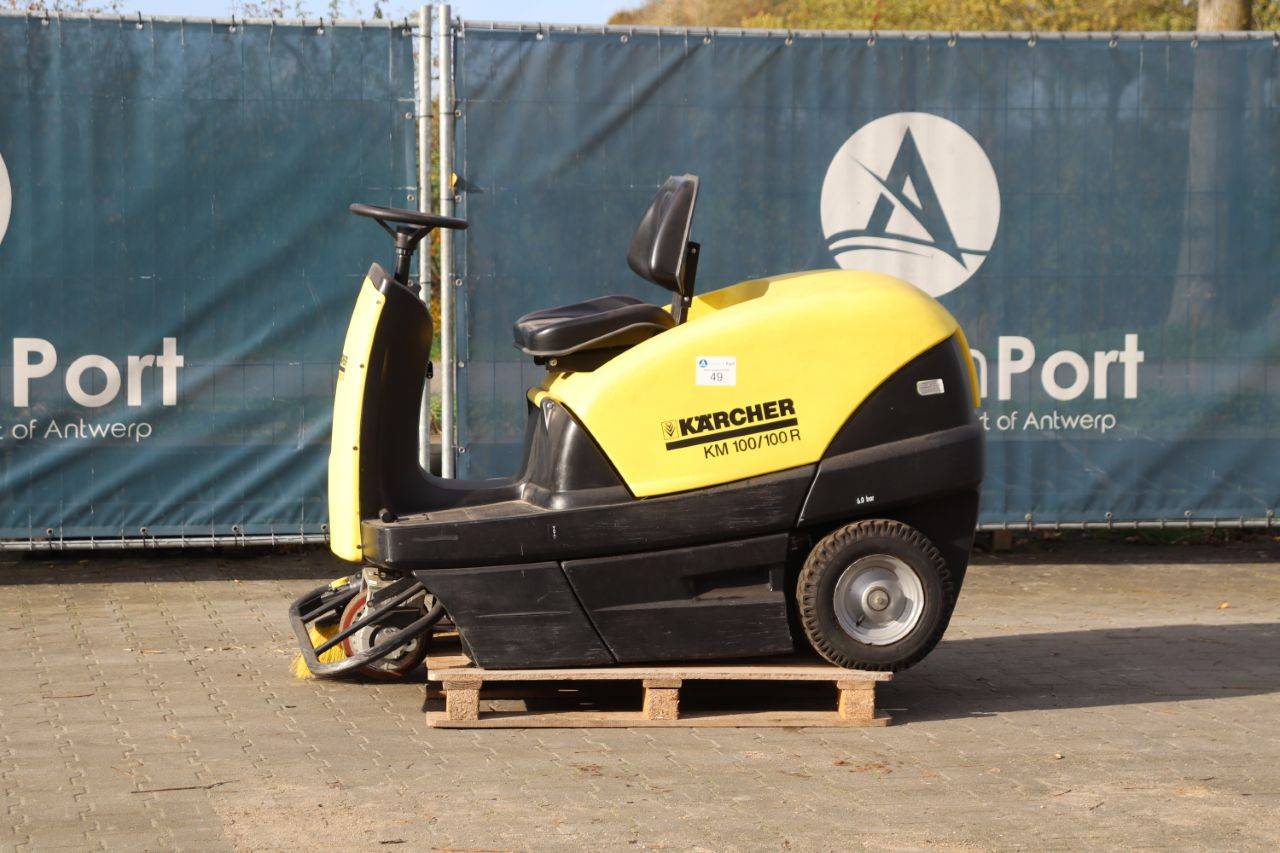 Sweeper Kärcher KM100/100R Electric 