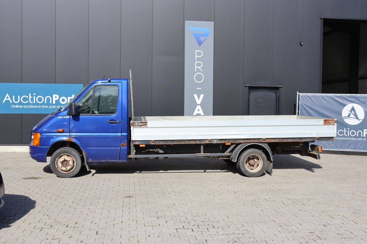 Autocarro con pianale (camion) Volkswagen Diesel 2000