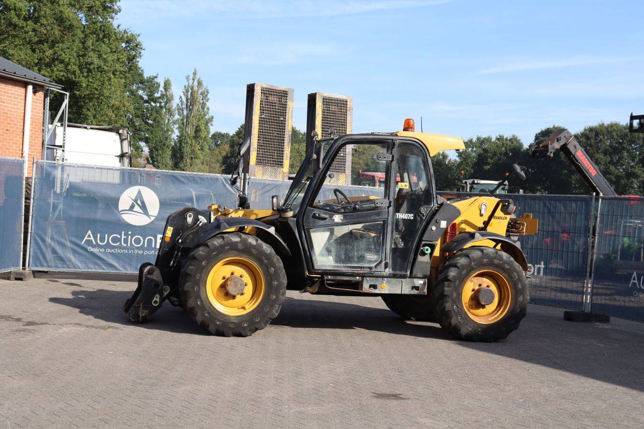 Verreiker Caterpillar TH407C Diesel 3700kg 2016