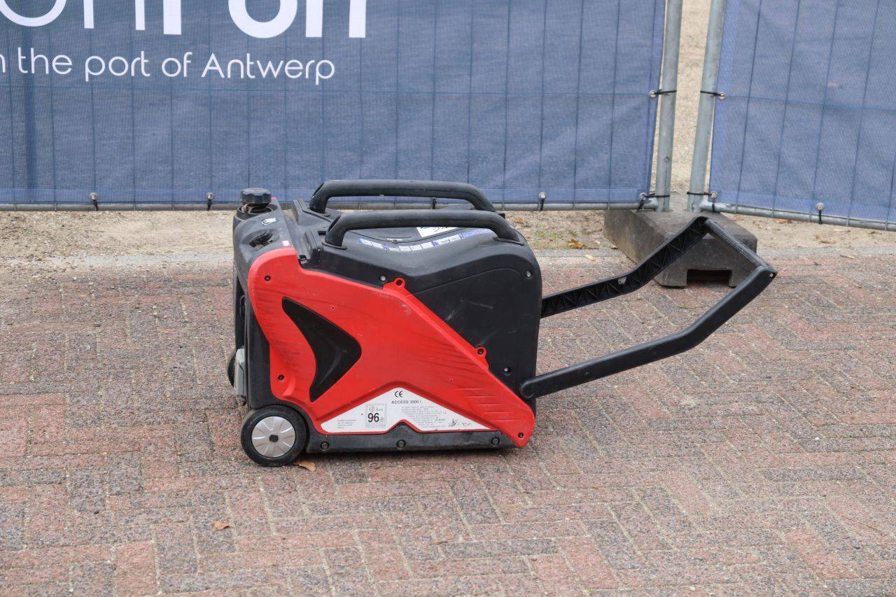 Generatore EP CE ACCESS 3800 I / ACCESS 3000 i Diesel 2018