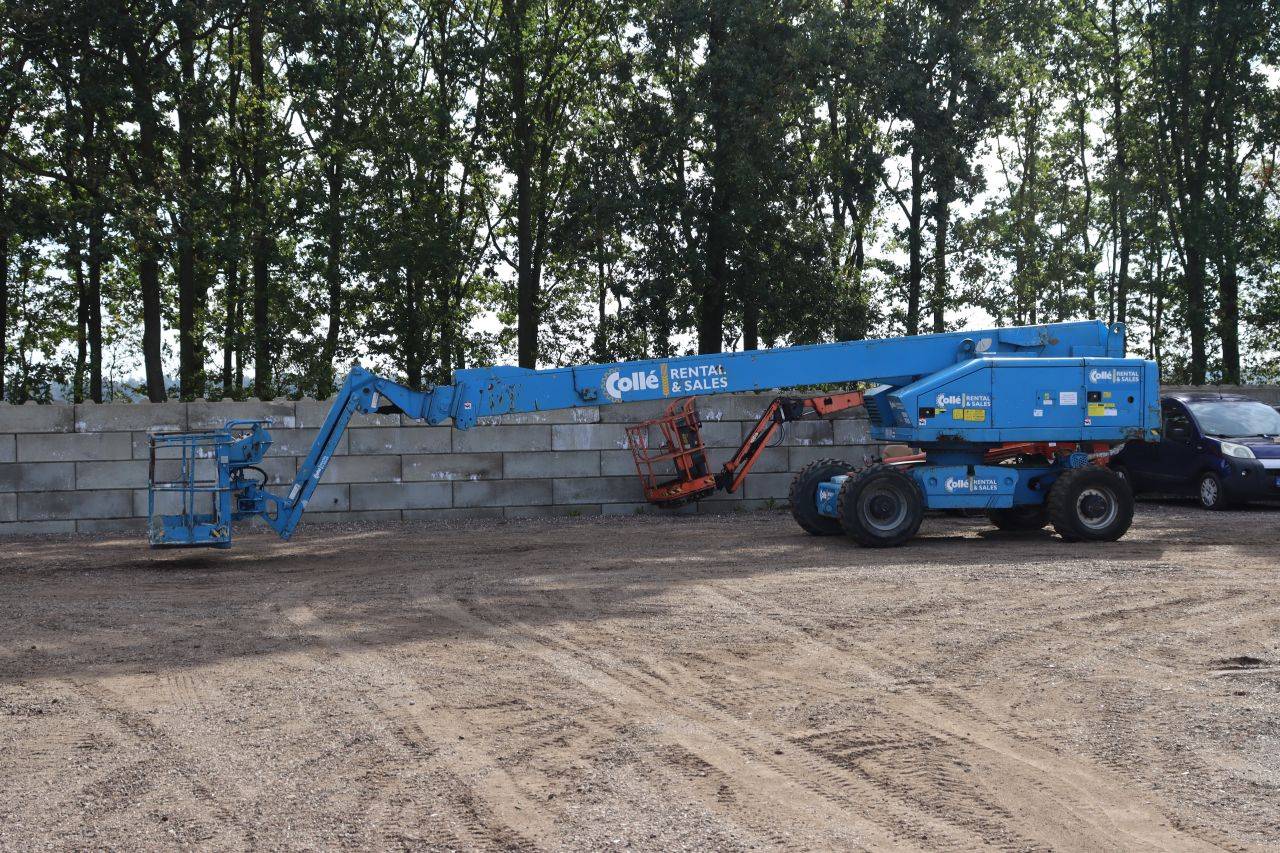Piattaforma aerea telescopica Aichi SP21AJ Diesel 227 kg 23 m 2007