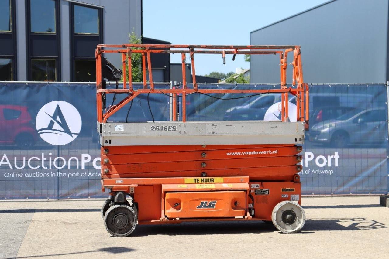 Scissor Lift JLG 2646ES Electric 2004
