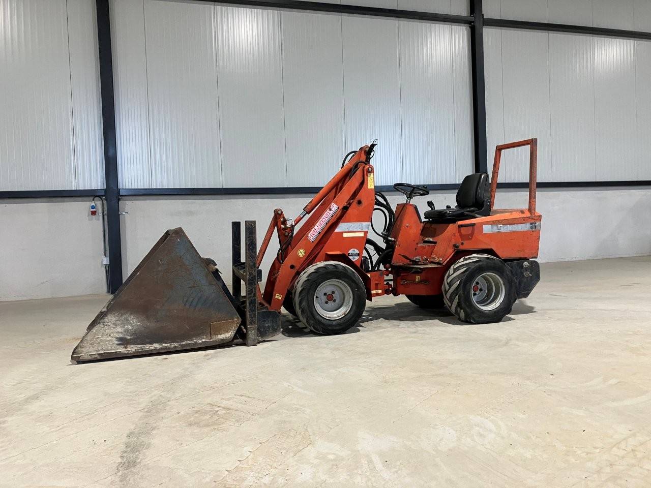 Wheel loader Schäffer 222 Diesel
