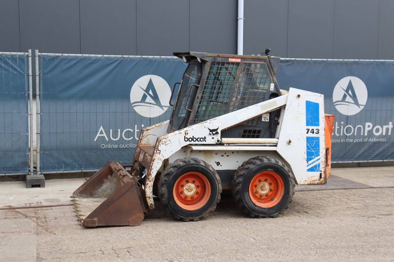 Skid steer loader Bobcat 743 Diesel