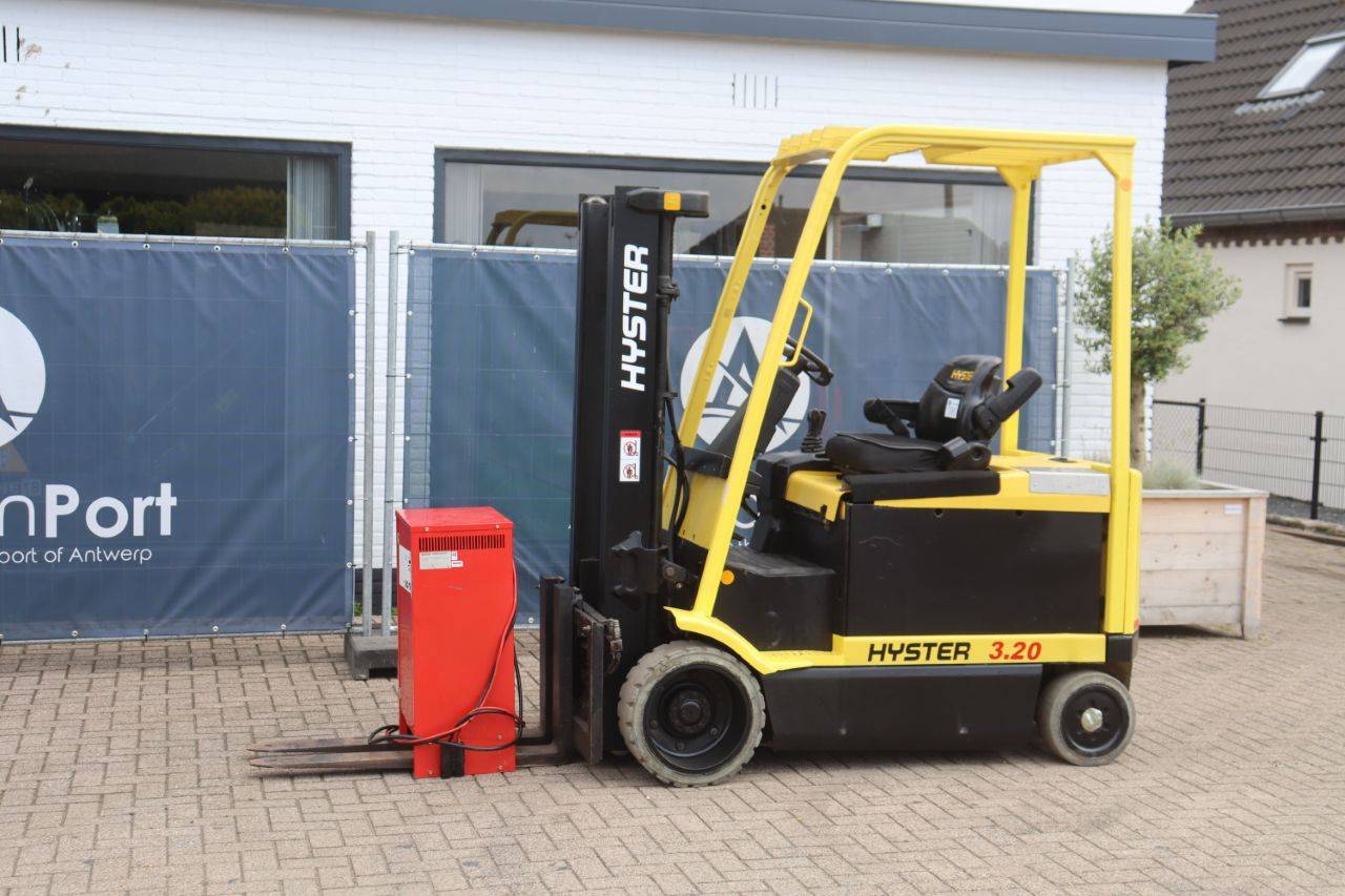 Forklift Hyster E3.20XM-1015 Electric 3200kg 3.75m 2007
