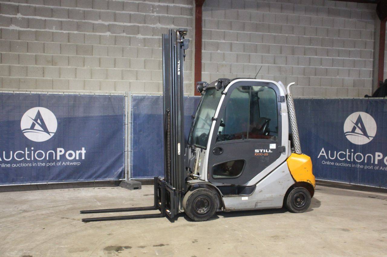 Forklift Still RX70-25 Diesel 2500kg 6.92m 2013