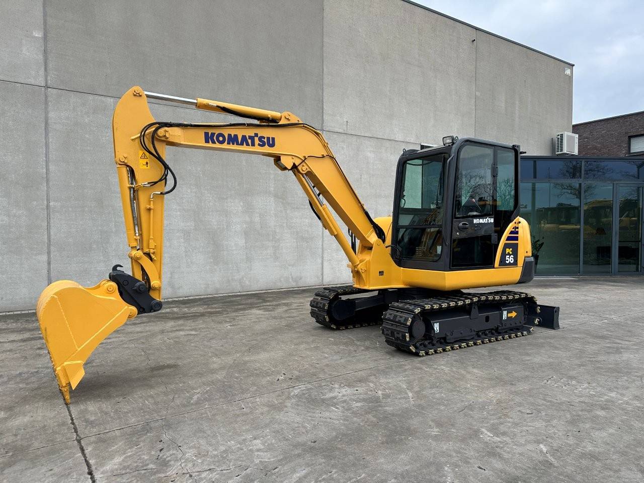 Midi excavator Komatsu PC56-7 Diesel 2017