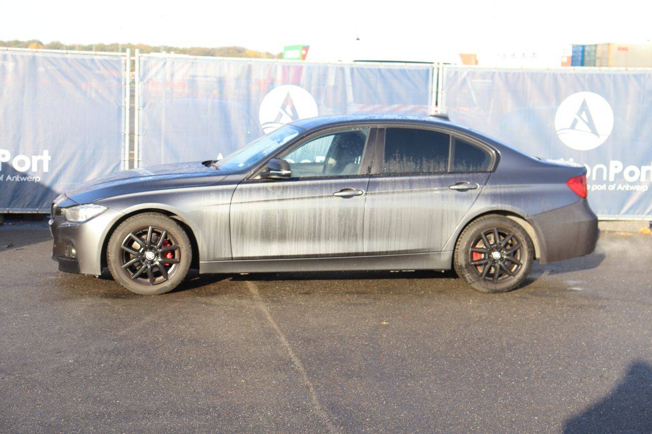 Pkw BMW 316i Benzin 136 PS 2014 (Margin)