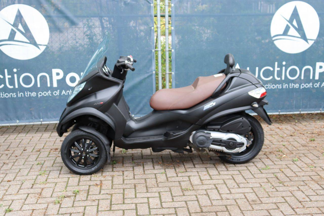 Scooter Piaggio MP3 400 LT ie Petrol 2011 (Margin)