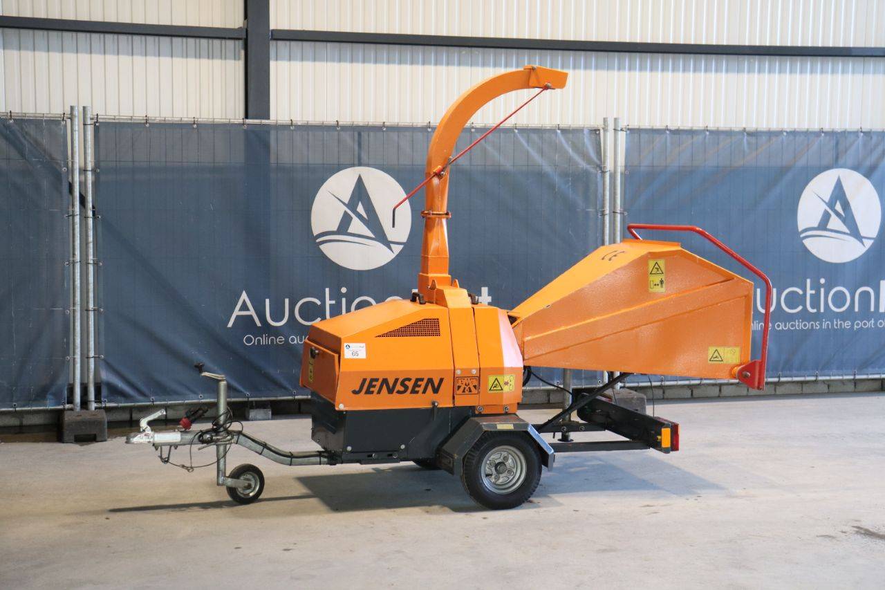 Jensen Petrol Wood Chipper 2004