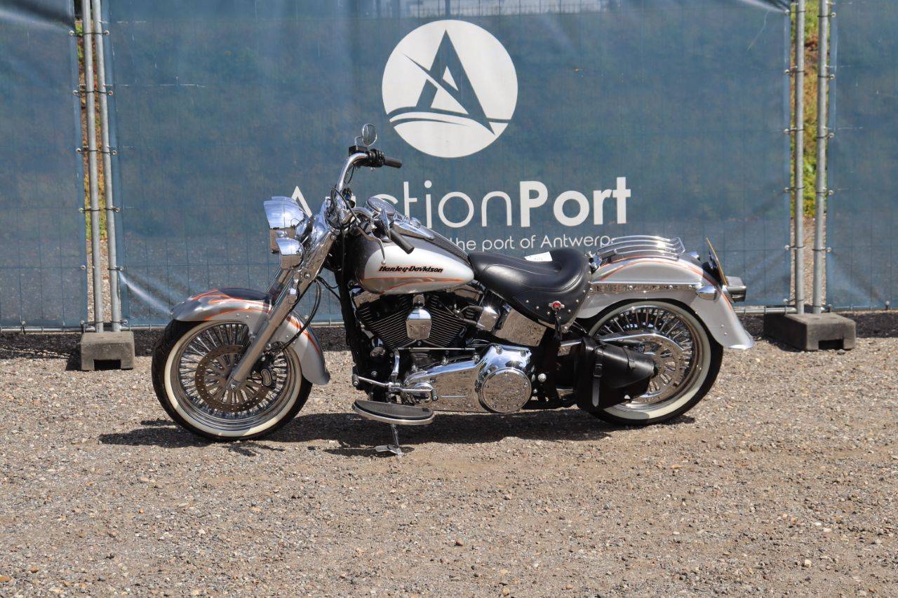 Harley-Davidson HERITAGE SOFTAIL CLASSIC Petrol 75hp 2016