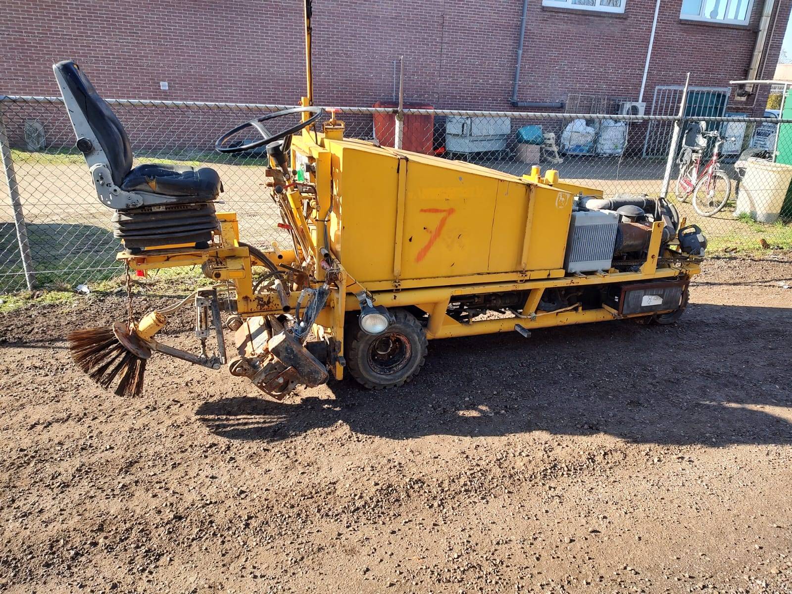 Asphalt milling machine Diesel