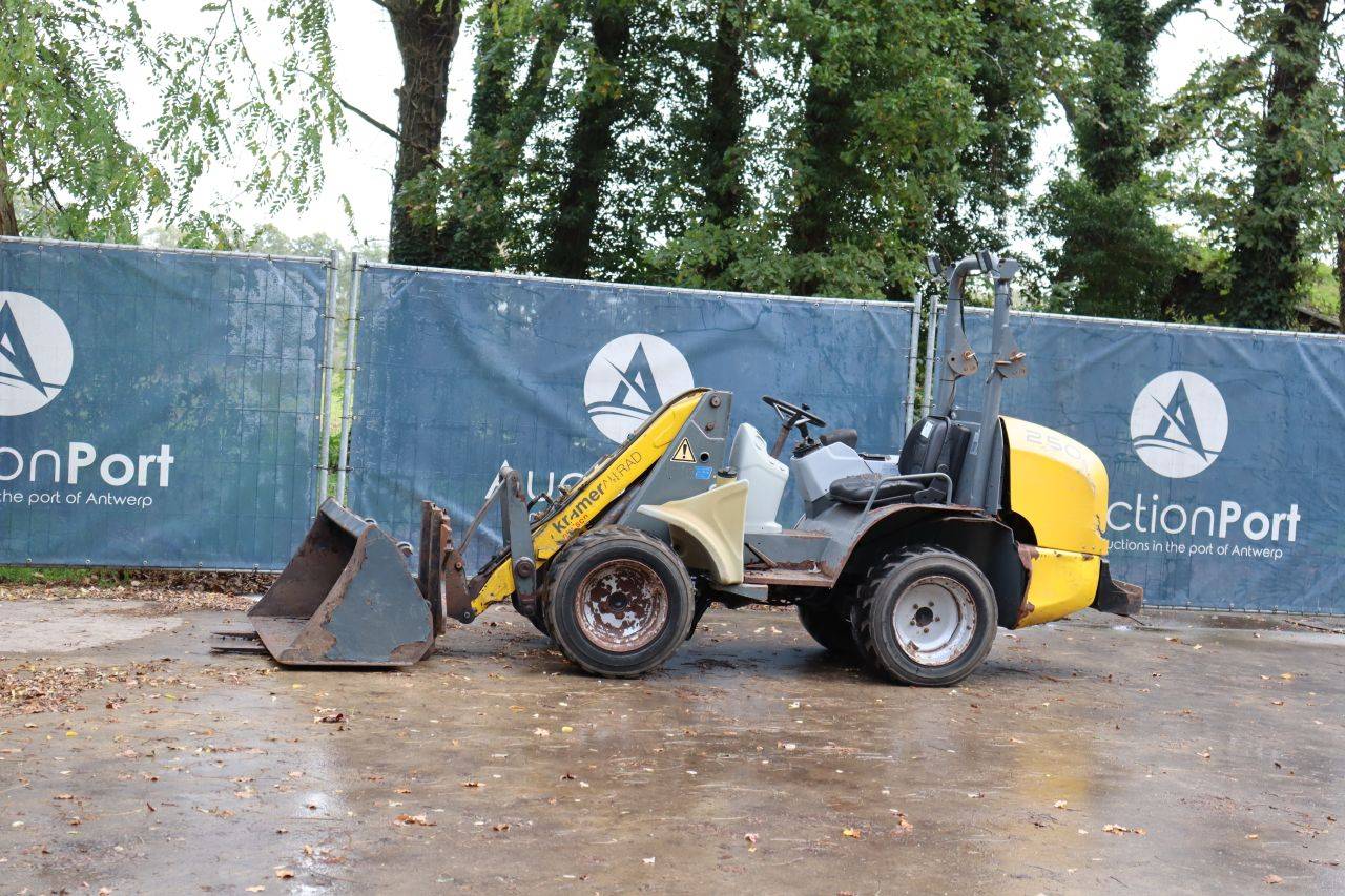 Pala caricatrice articolata Kramer 250 Diesel 15,8 kW 2008