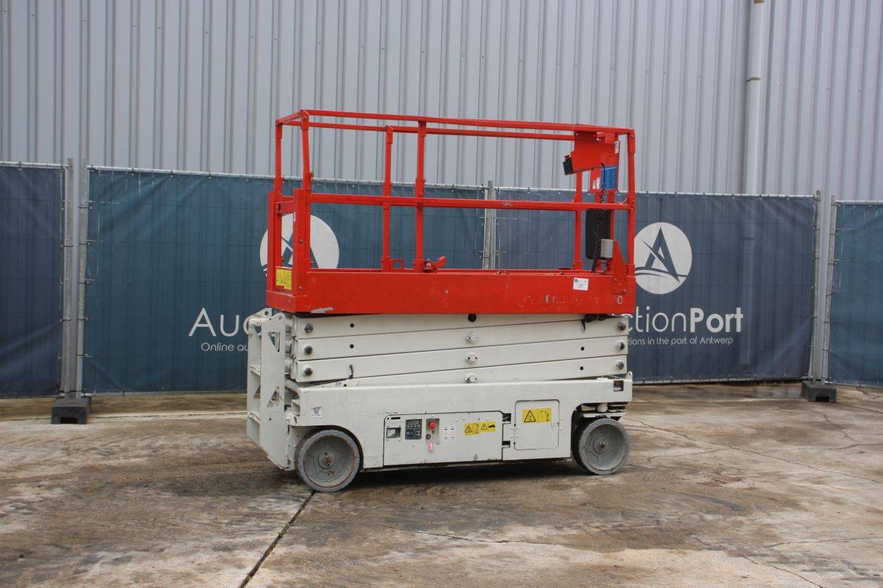 Scissor lift Genie GS-2632 Electric 9.8m 2012
