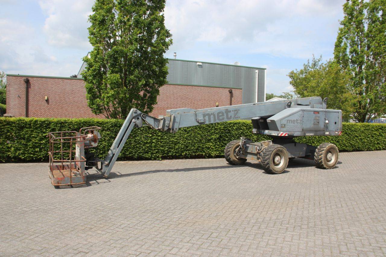 Telescopic aerial work platform Aichi/Metz SP18AJ Diesel 18.2m 2005