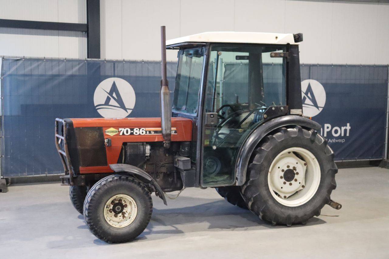 Tractor Fiat 70-86V Diesel 51kW 1990