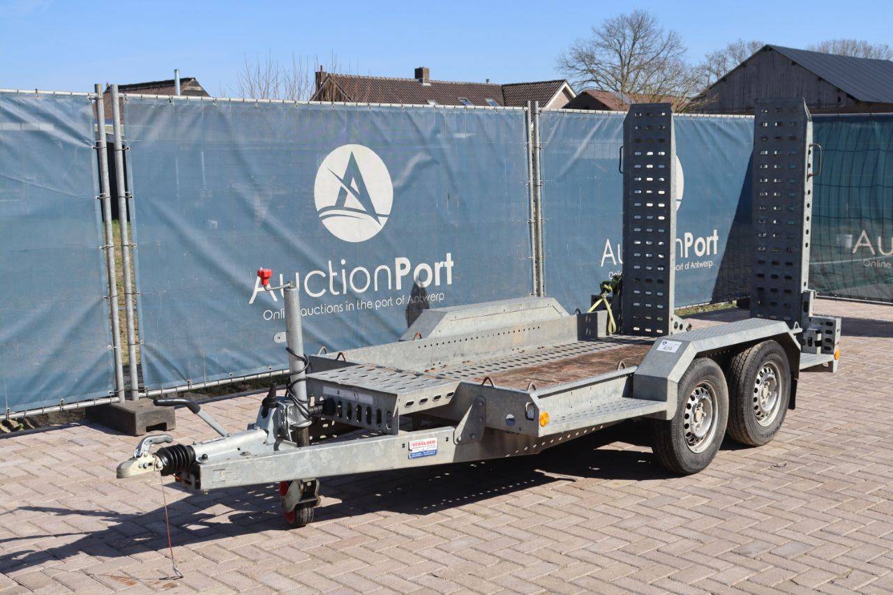 Machine Transporter Trailer Brian James T-02-T 2016