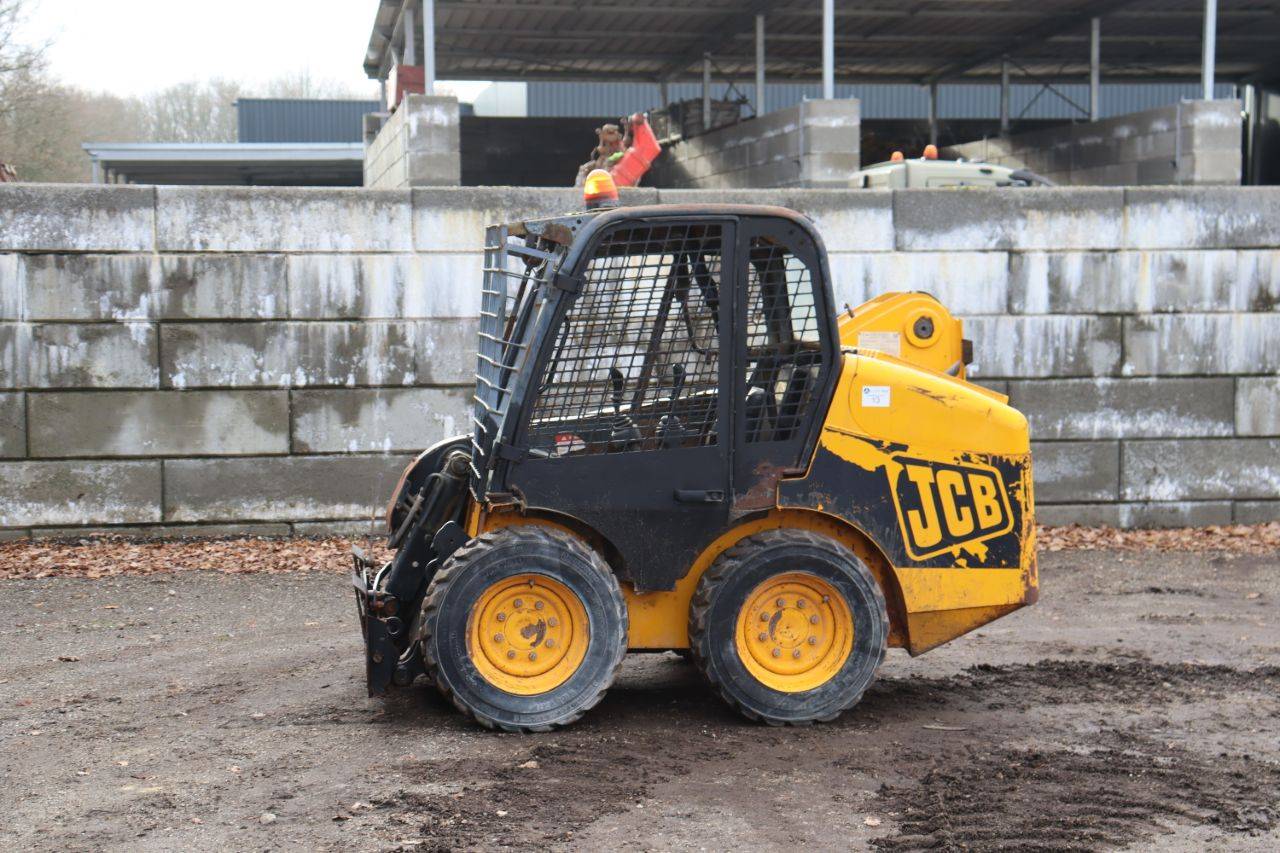 Skid steer loader JCB 160 Diesel 32.5kW 2002