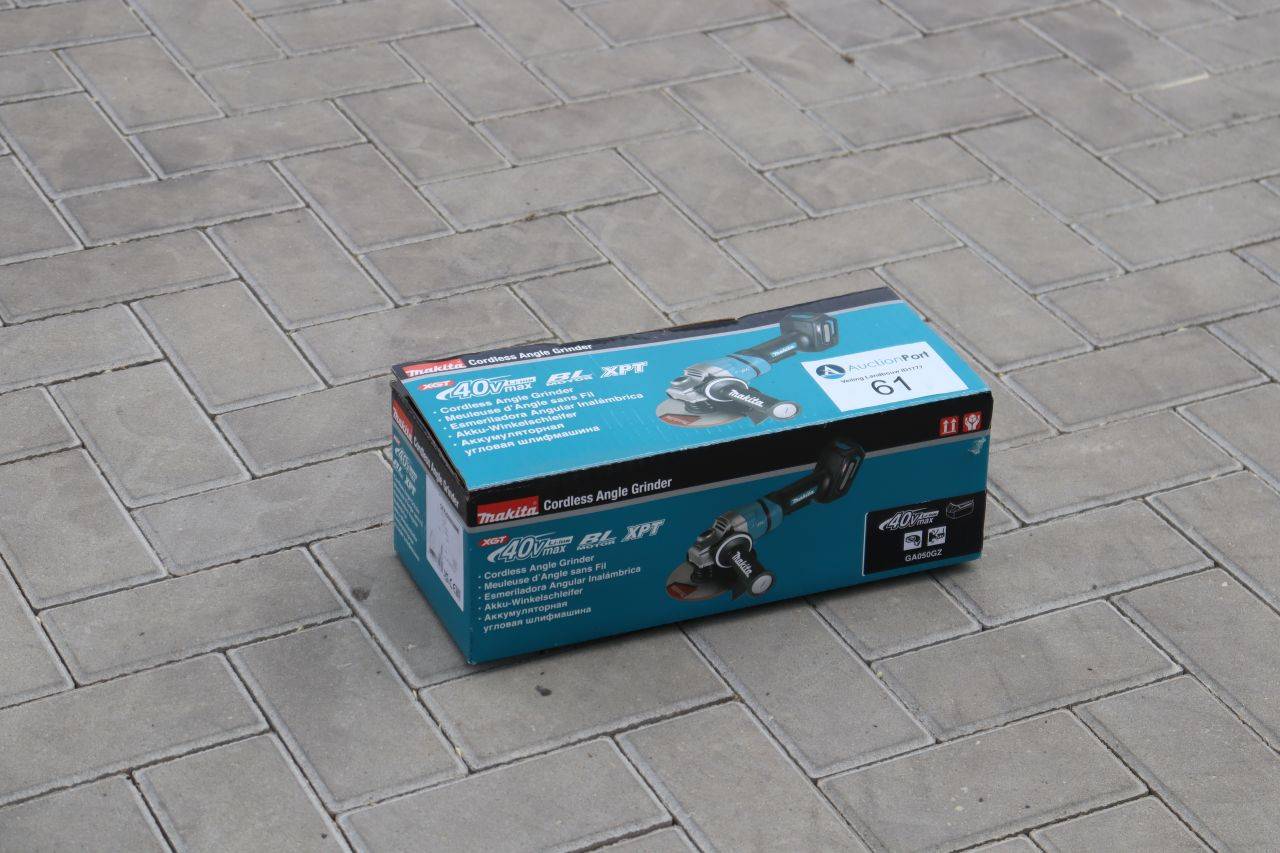 Rebarbadora Makita GA050GZ 40V na caixa nova