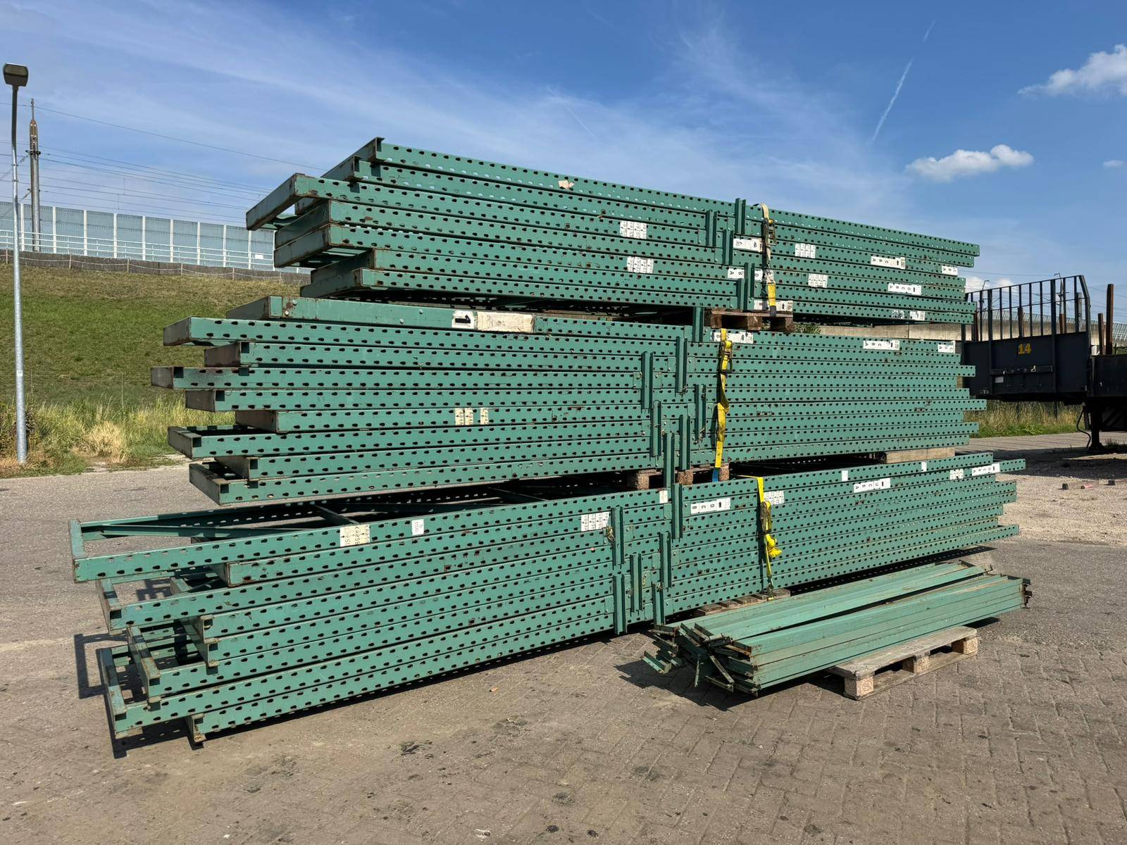 Party Pallet Racks