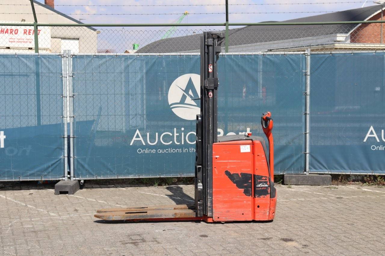 Linde L20 Electric Stacker 2000kg 4000mm 2016