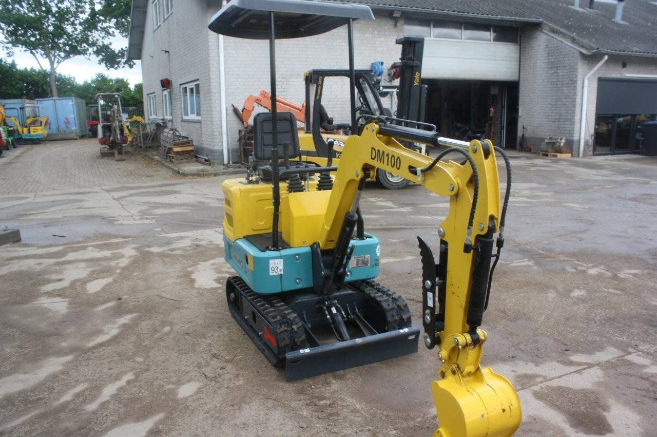 Mini excavator DigMaster DM100 Diesel 13.5hp 2025 Demo | Aucti...