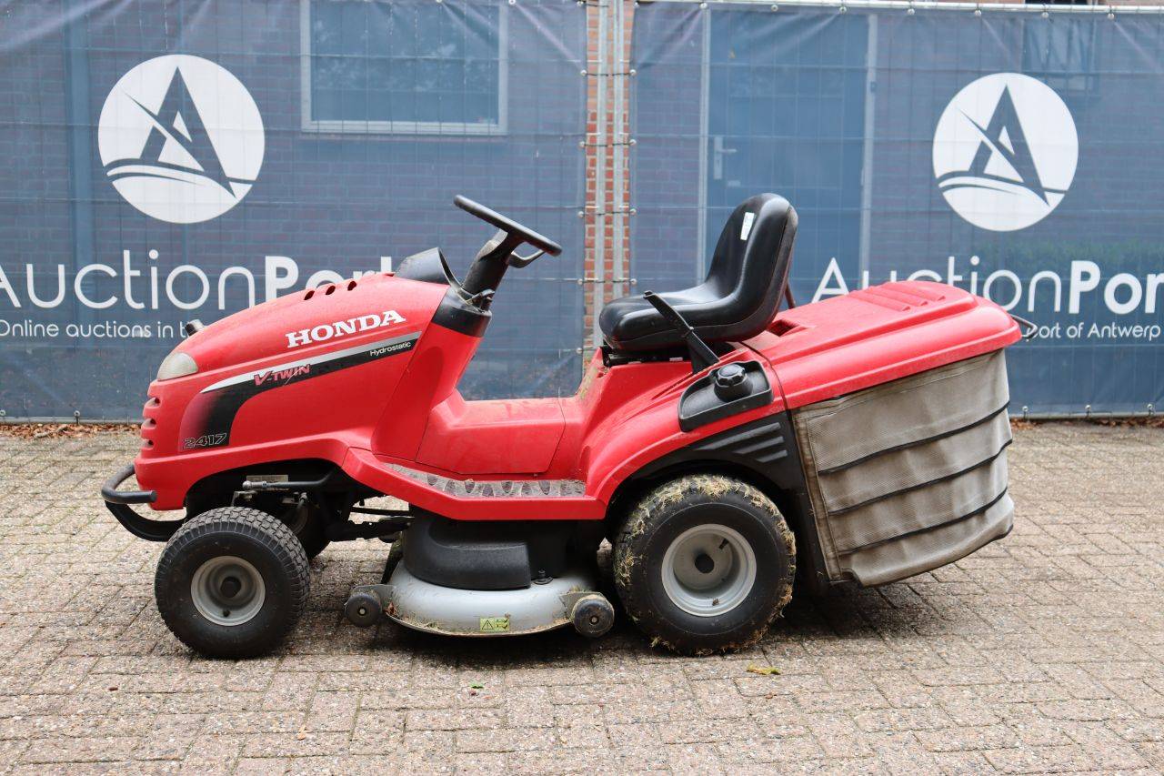Trattorino rasaerba Honda HF2417K1-HME a benzina 9,9 kW 2008