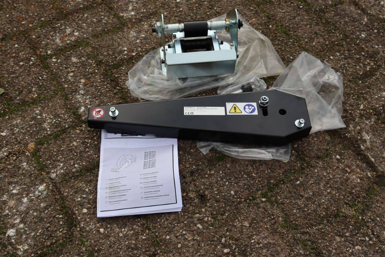 Part of an automatic hose reel New