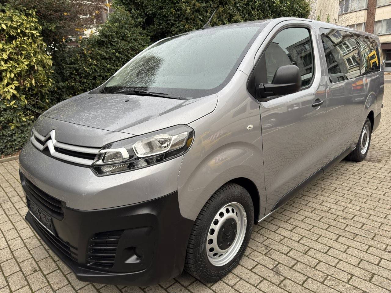 Passenger car Citroën Jumpy Diesel 119 hp 2019