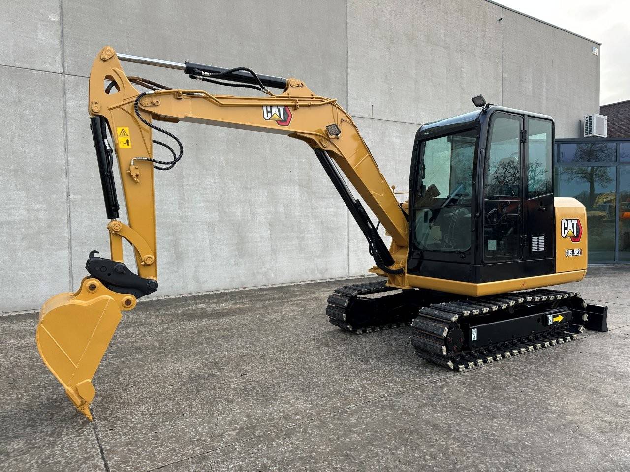 Crawler excavator Caterpillar 305.5E2 Diesel 2017