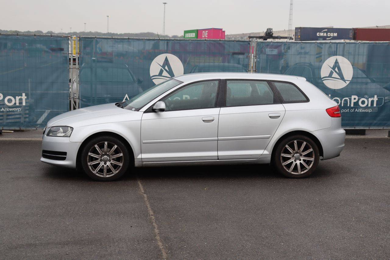 Passenger car Audi A3 Petrol 125hp 2012 (Margin)