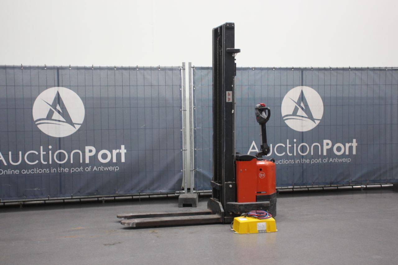 Stacker BT S12 Electric 1200kg 3.7m 2004
