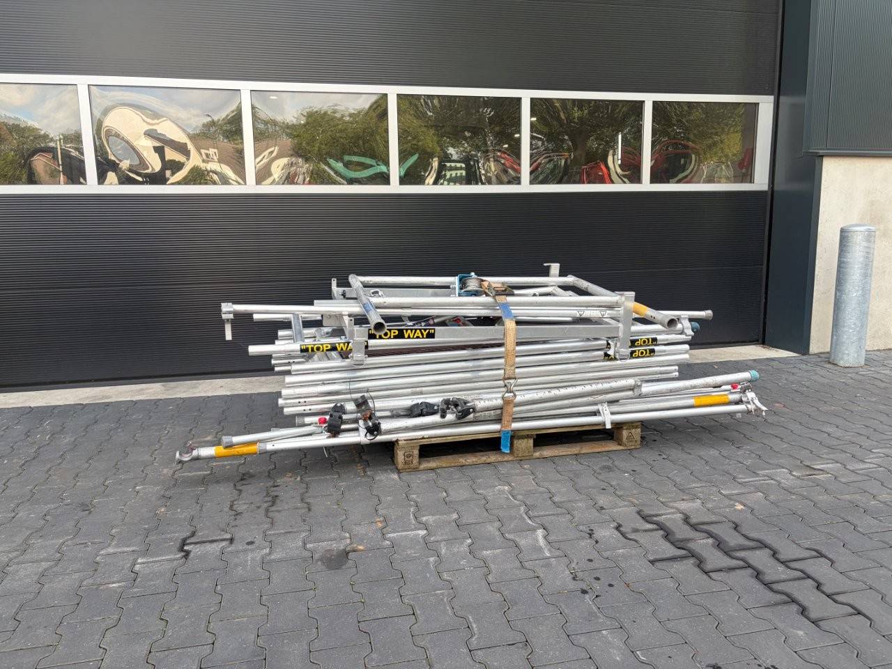 Charge von Aluminiumgerüstteilen