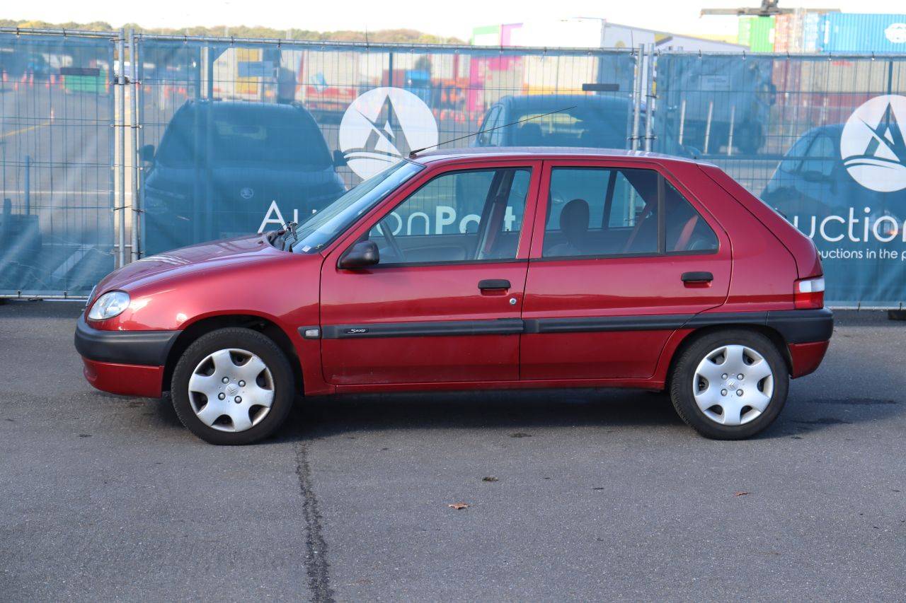 Passenger car Citroen Saxo Petrol 61hp 2004 (Margin)