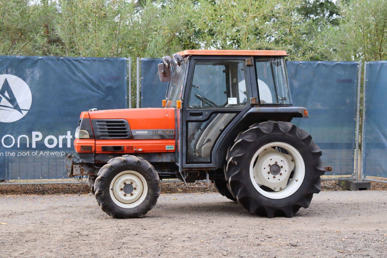 Tractor Kubota Grandel GL300 Diesel