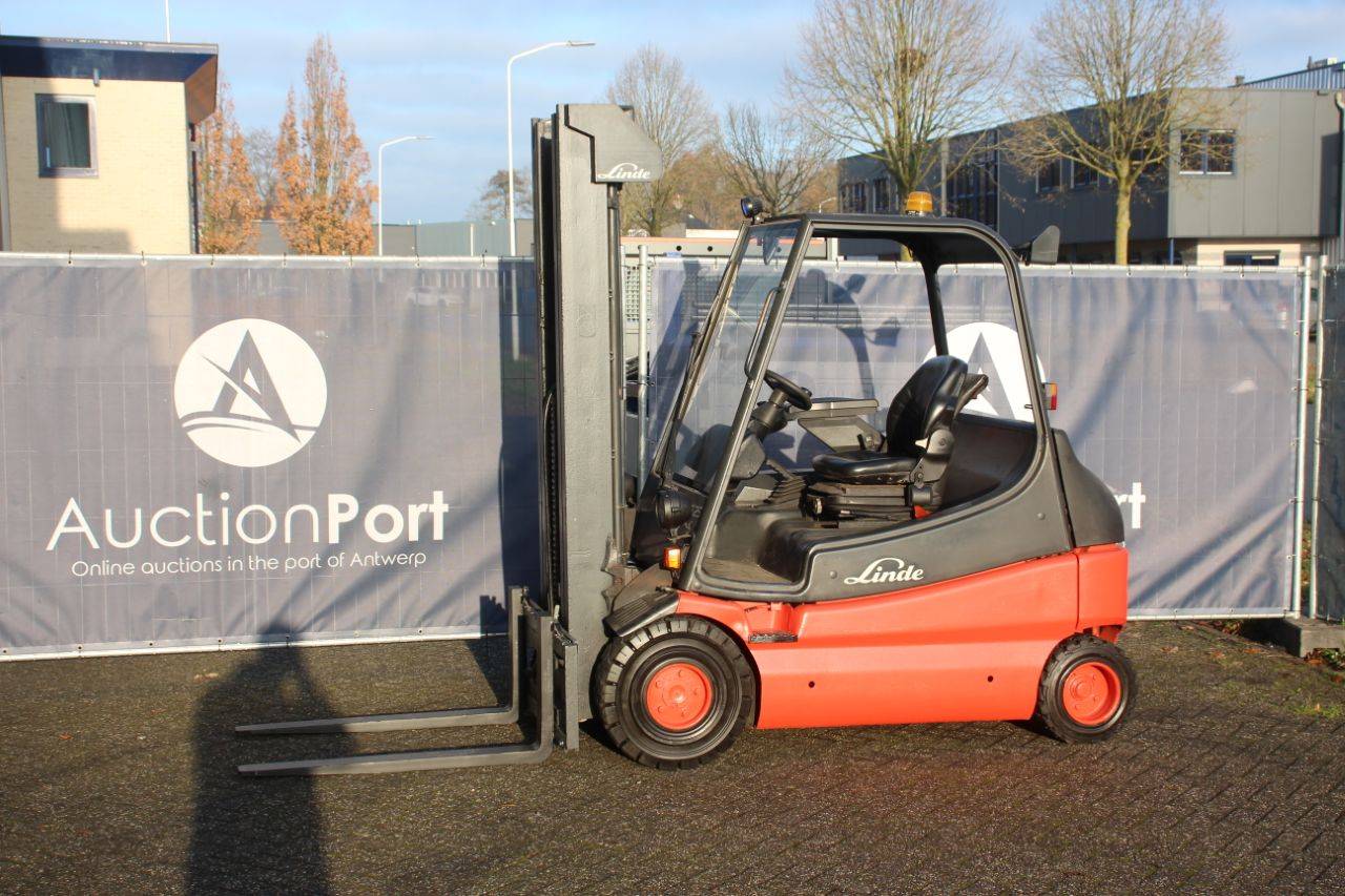 Heftruck Linde E25/03 Elektrisch 2500kg 2008
