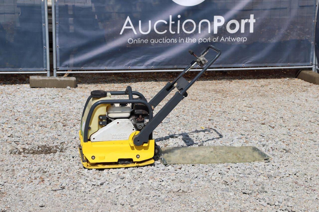 Trilplaat Wacker Neuson Benzine