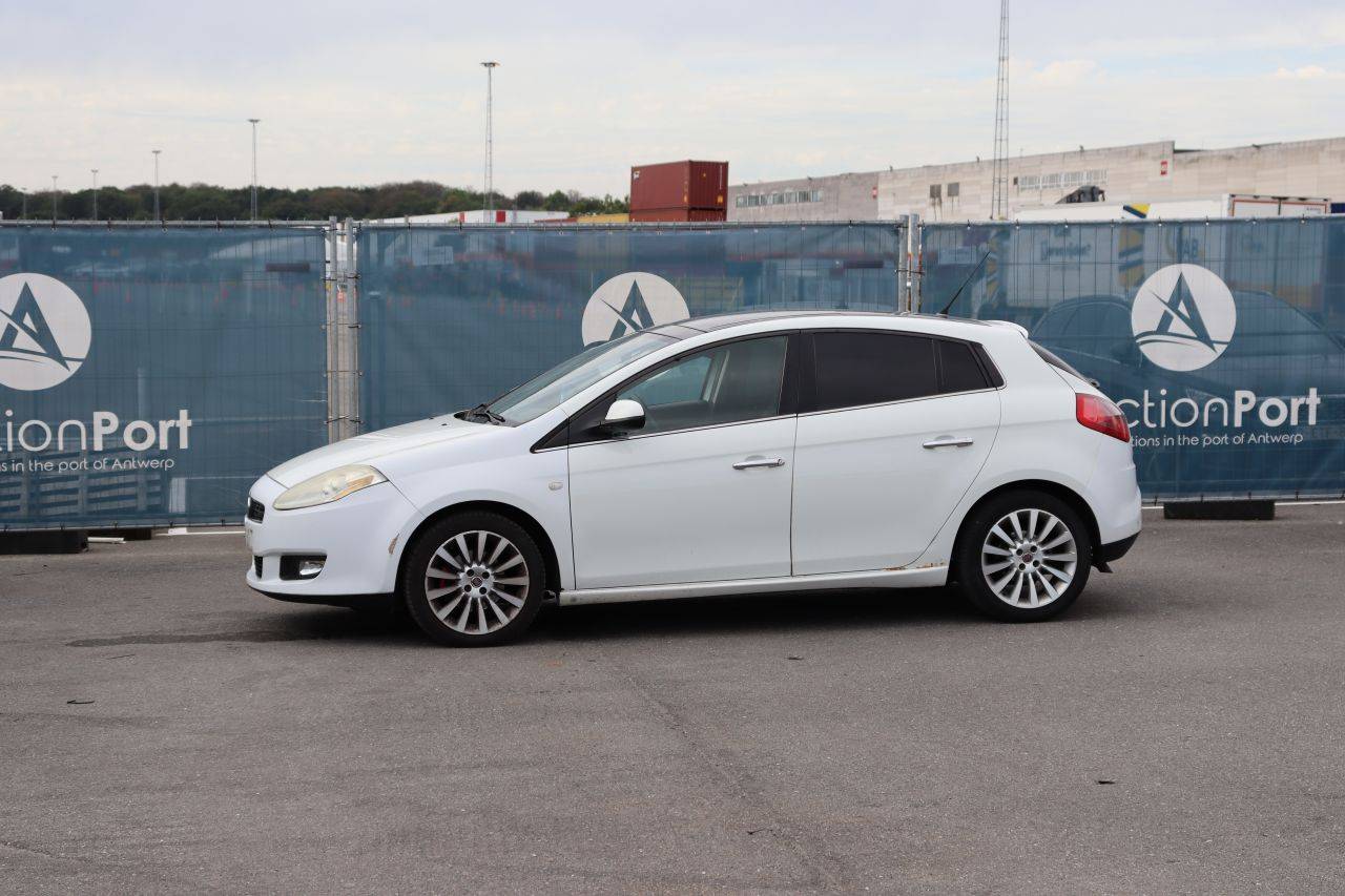 Passenger car Fiat Bravo Diesel 115hp 2008 (Margin)