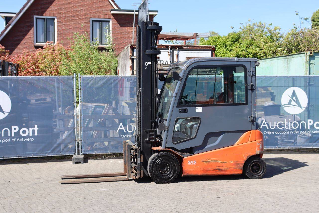 Toyota 8FBMT25 Electric Forklift 2500kg 2020