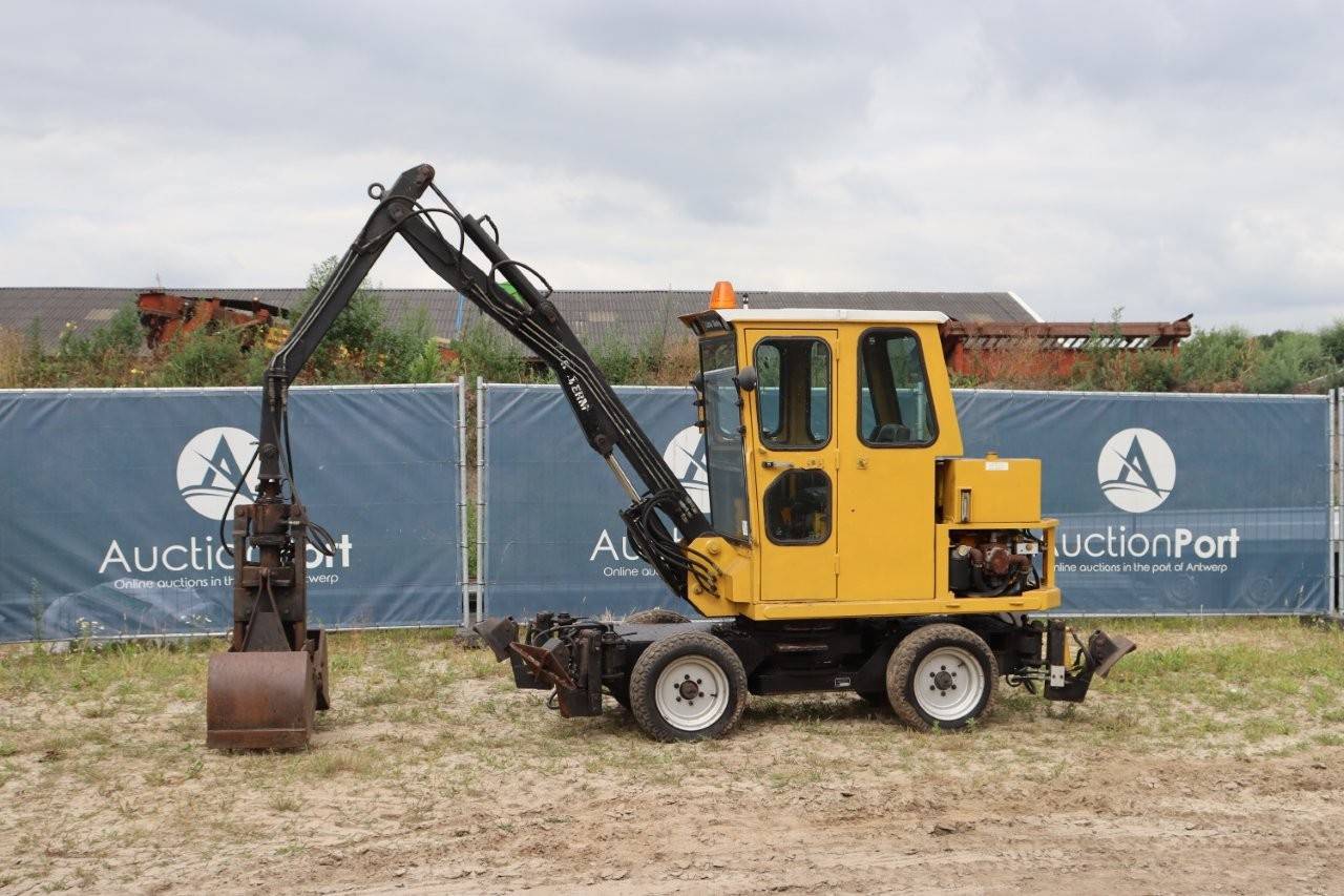 Vermeer ERM S 500 Diesel Wheel Excavator
