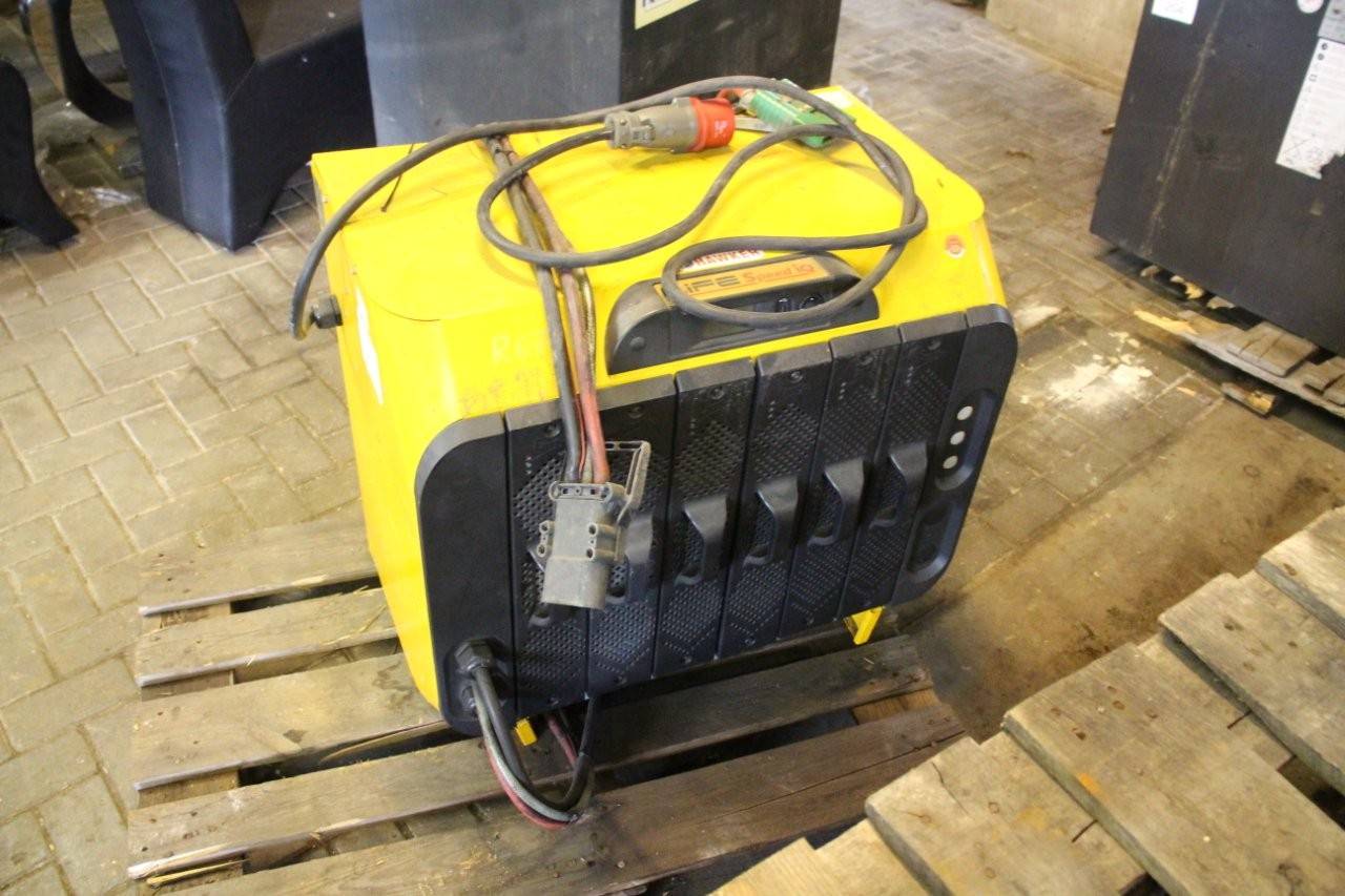 Acculader EnerSys TC3-IQ