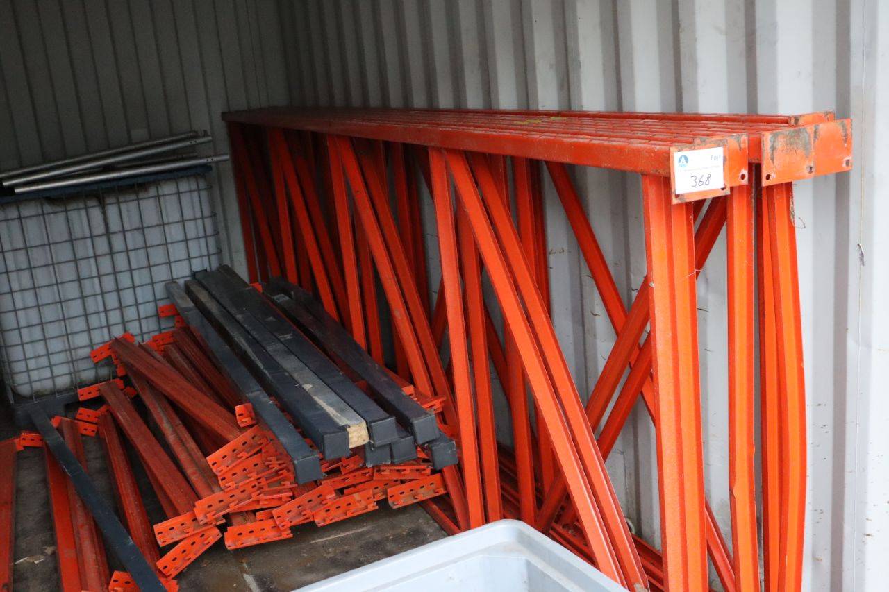 Pallet racking
